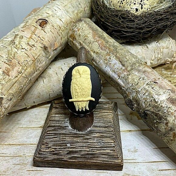 Owl White Black Cameo Brass Adjustable Ring Birds - Picture 3 of 8